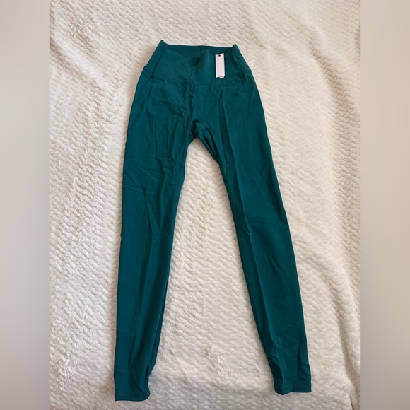 Paragon Leggings - Picture 2 of 6